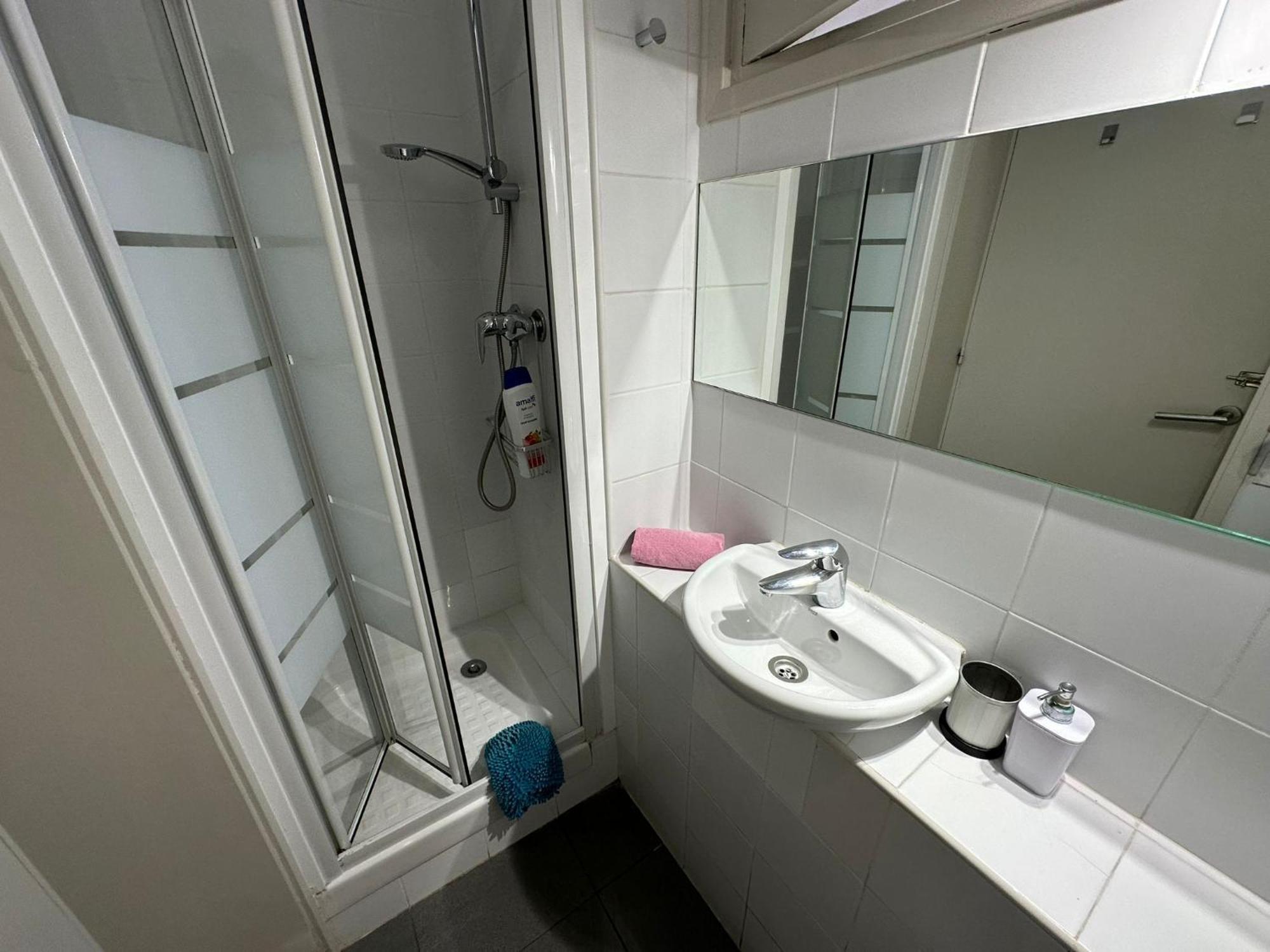 Rooms Rumila Barcelona Exteriör bild