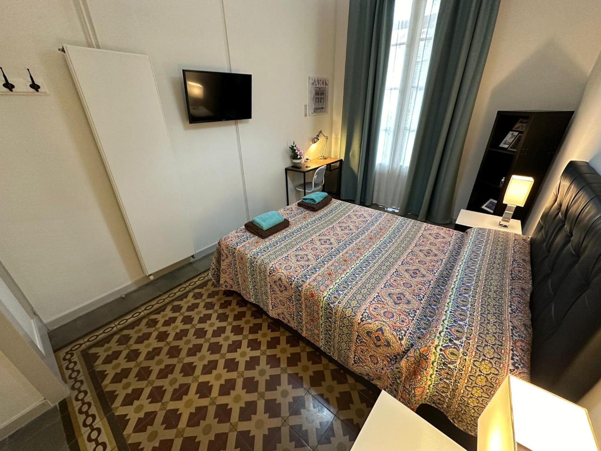 Rooms Rumila Barcelona Exteriör bild